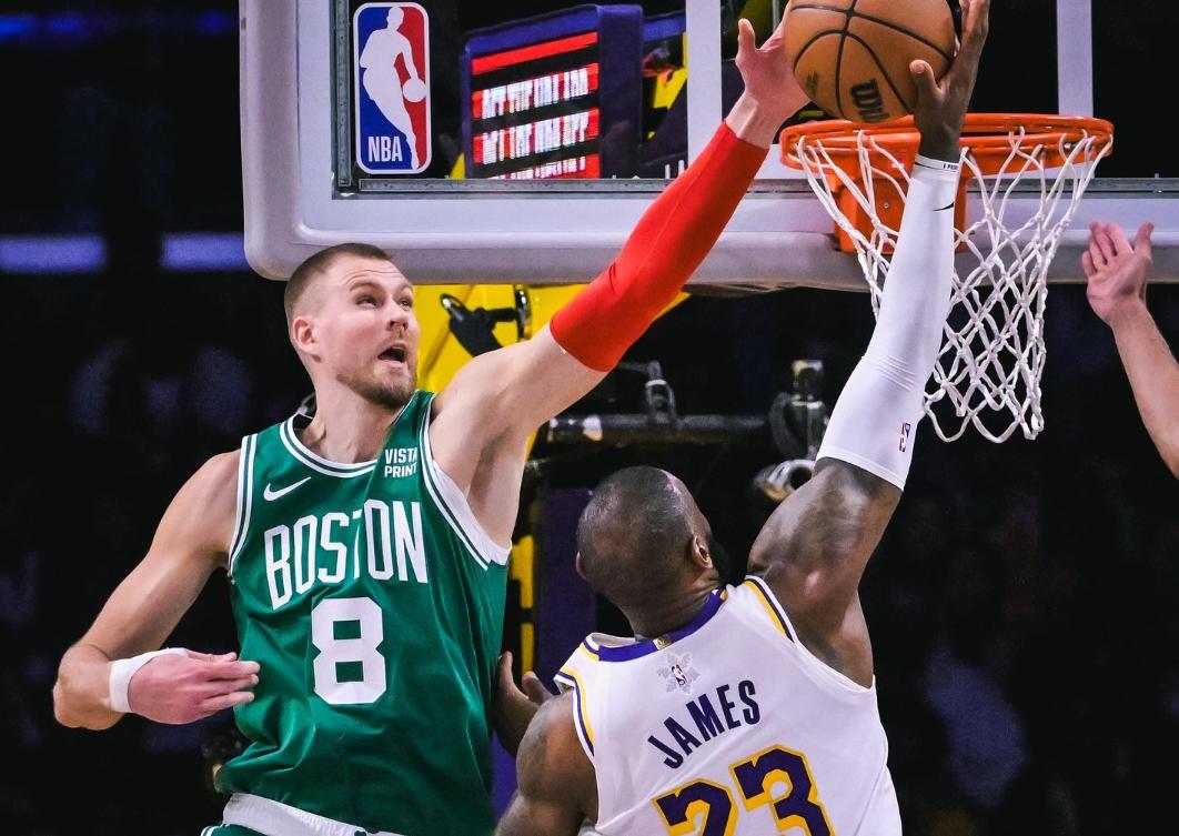 公牛爆冷墨西哥男篮,杰伦·布朗统治全场 公牛爆冷墨西哥男篮,杰伦·布朗统治全场