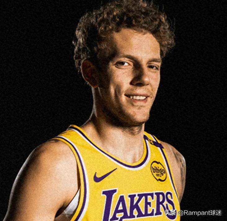 黄蜂险胜西班牙男篮，加里纳利完成帽子戏法的简单介绍