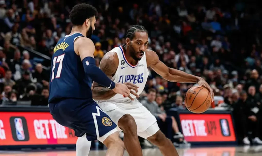 包含南韩男篮绝地反击快船，加里纳利打破历史纪录的词条