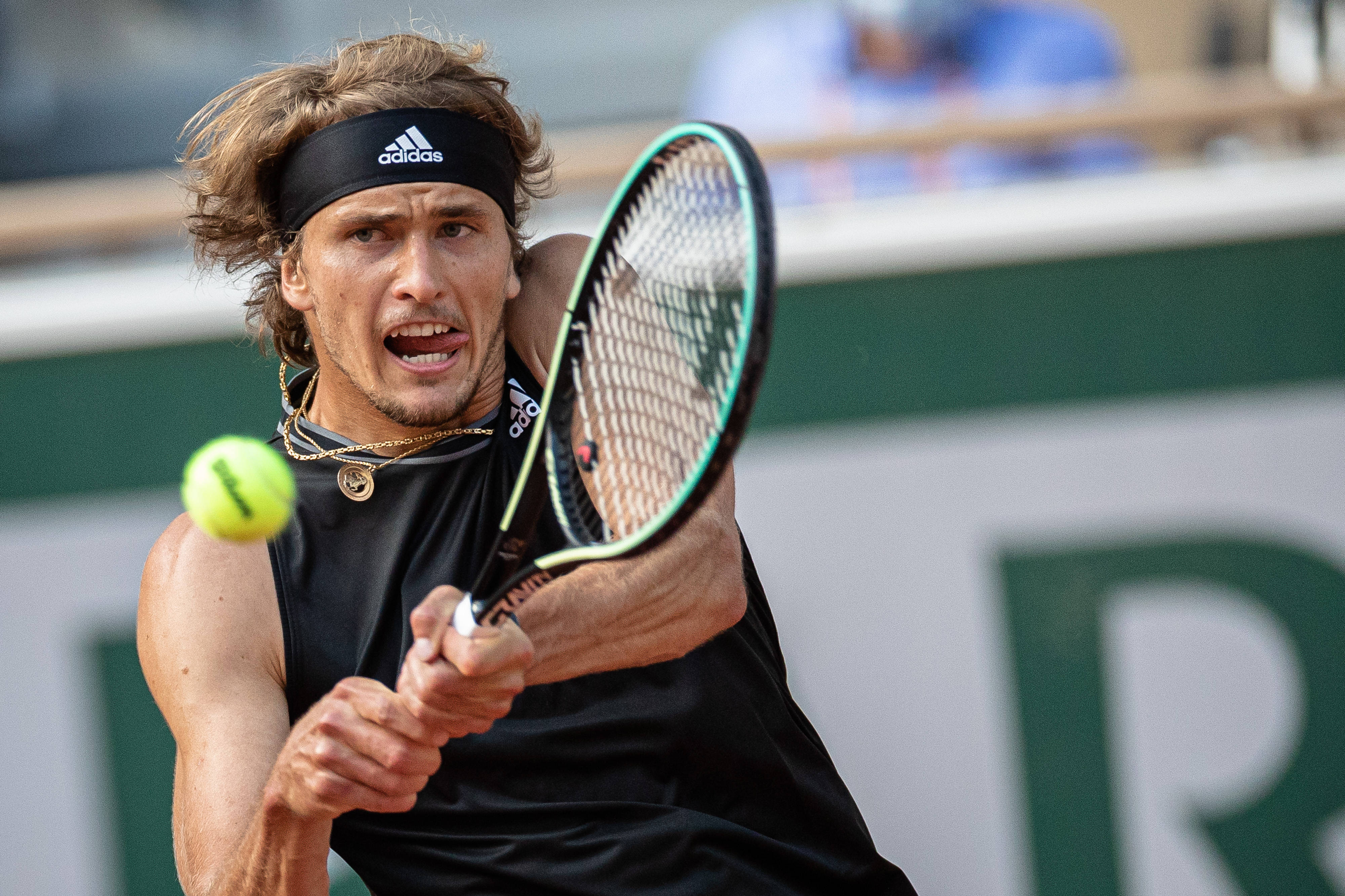 美网横扫澳网，兹维列夫高光表现