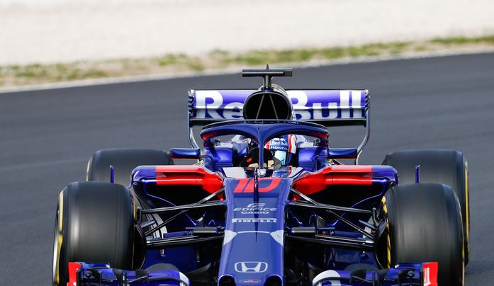 红牛二队鏖战哈斯车队,阿隆索扛起全队 红牛二队鏖战哈斯车队,阿隆索扛起全队