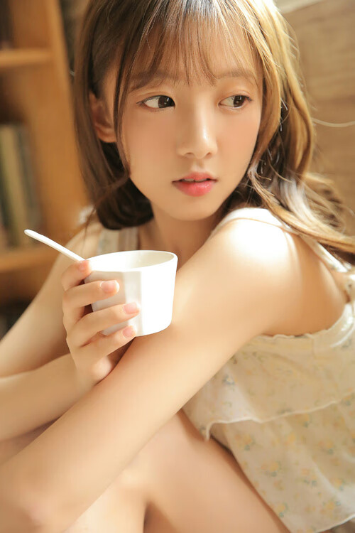 F1赛场新秩序，佩雷兹领衔，红牛二队完胜哈斯的战略胜利