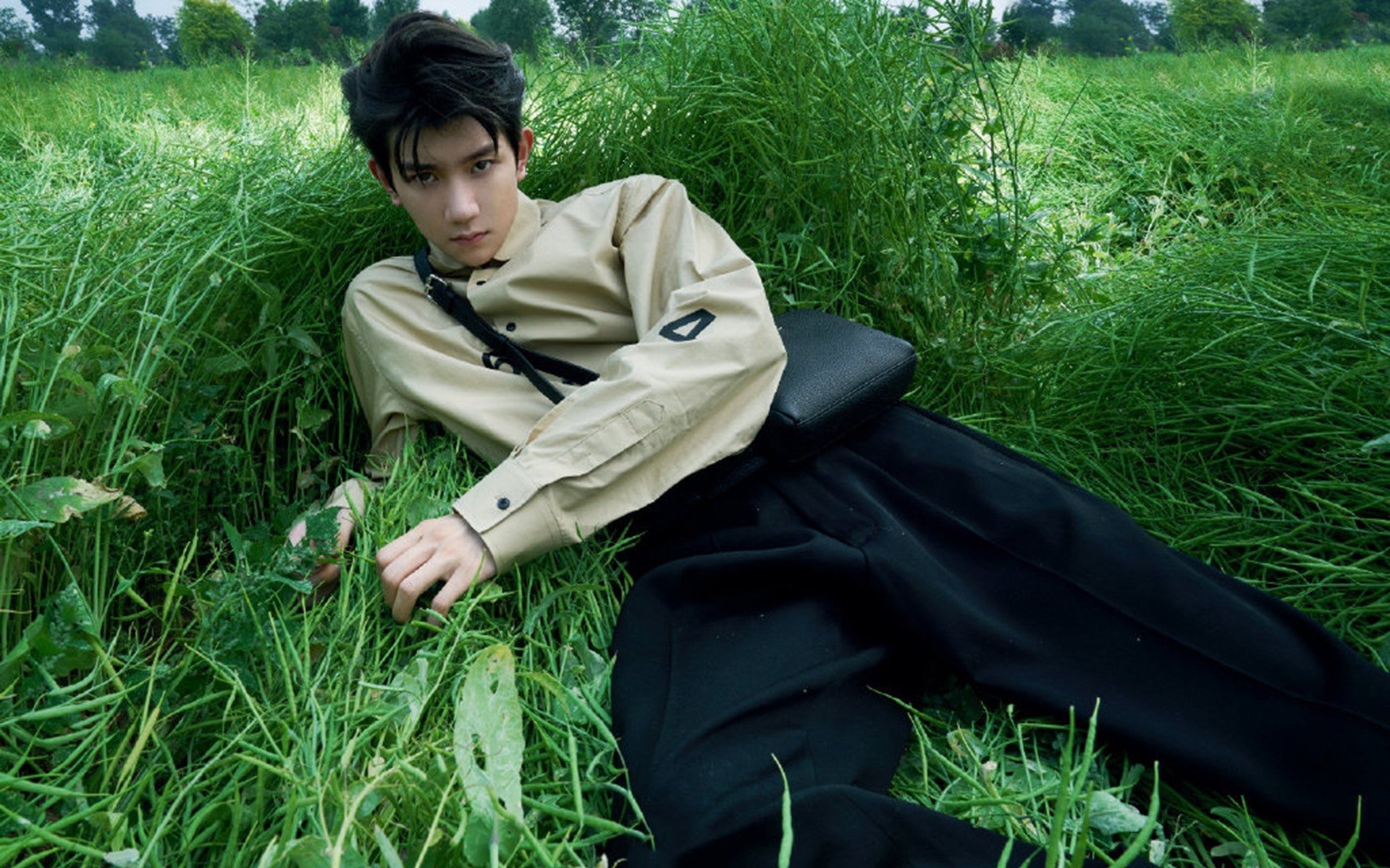 当字母哥接管战场,湖人用深度洪流冲垮太阳,现代篮球的两种取胜逻辑