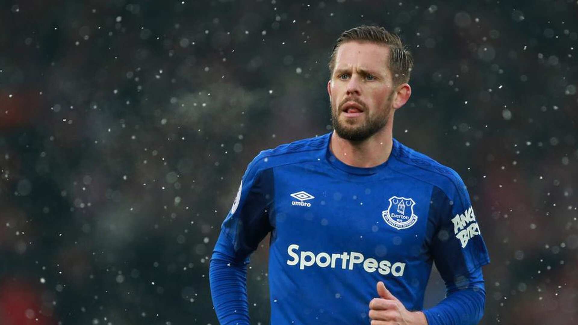 平行时空的绿茵，当阿根廷蓝白席卷尤文，穆勒在另一片球场打出生涯之夜