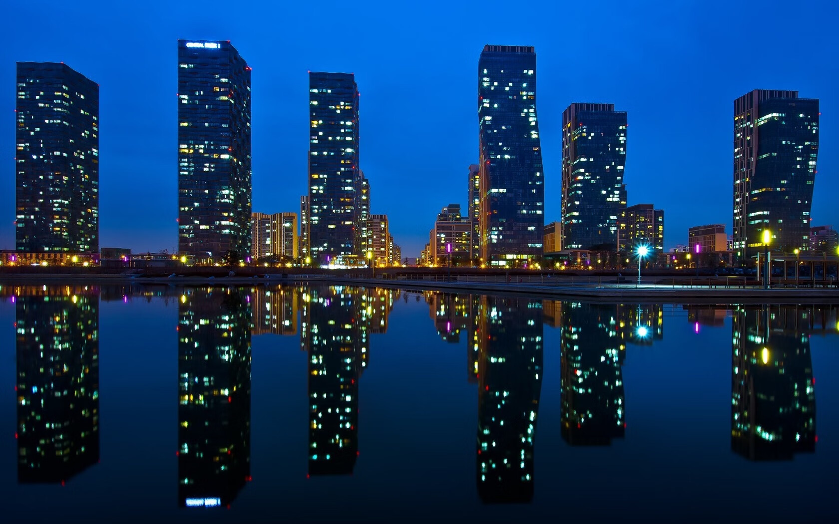 一剑封喉！欧冠淘汰赛之夜，英格拉姆的里程碑之役